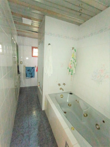 Excelente Chalet 4 Ambs Con Patio, Quincho, Gge