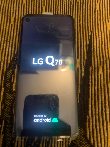 Celular LG Q70 Americano