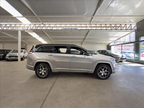 Jeep Commander 1.3 T270 Turbo Overland