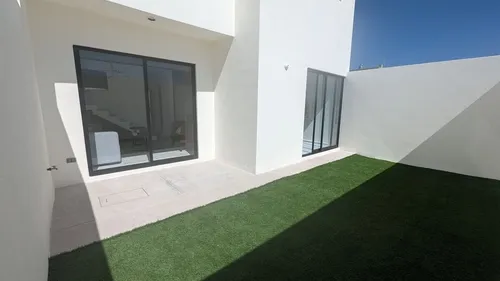 Estrena Casa En Zibata, 4 Recamaras, 3 Baños Completos, Equipada, Lujo