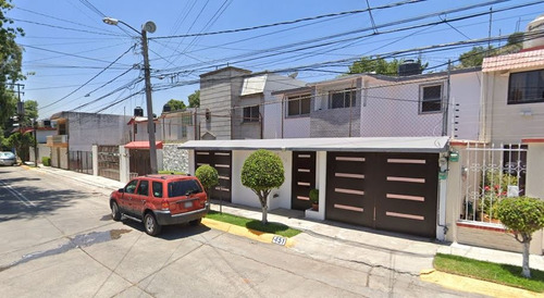 Casa En Venta En Valle Dorado, Tlalnepantla. Js