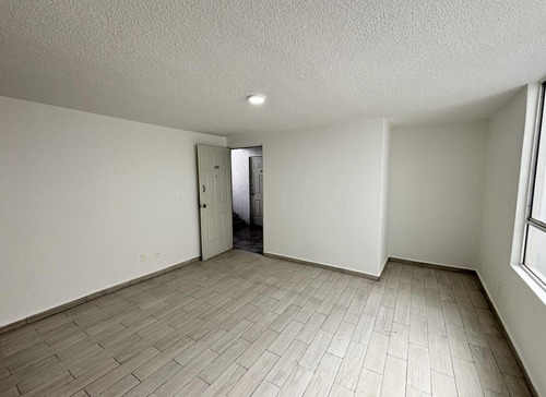 Departamento En Venta En Merced Balbuena Venustiano Carranza Cdmx C.p. 15810 Lf*