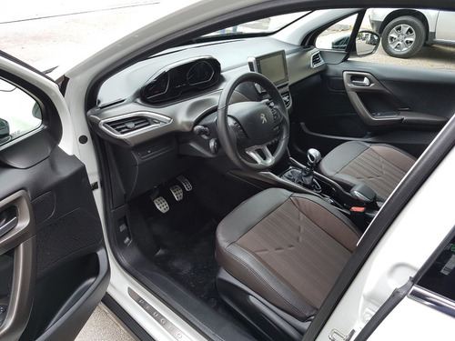 Peugeot 2008 Sport 1.6 Thp