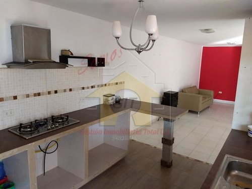 Imagen 2 de 7 de Townhouse En Venta En La Cumaca