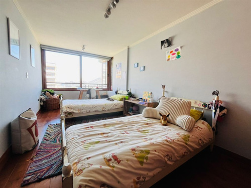 Departamento En Venta De 4 Dormitorios En Las Condes
