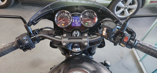 Kawasaki Z900 Rs