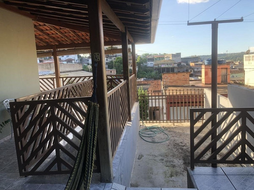 Imagem 6 de 15 de Casa Individual De 02 Pavimentos Com 139,59 M² Construído E O Terreno De 348,45 M² 02 Quartos, 01 Vaga Coberta, No Bairro Santo Antônio Em Pedro Leopoldo !!! Financiamento Bancário !!! - 13825