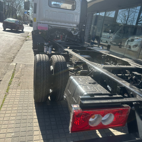 614 Chasis 2.8cummins 140hp Zf