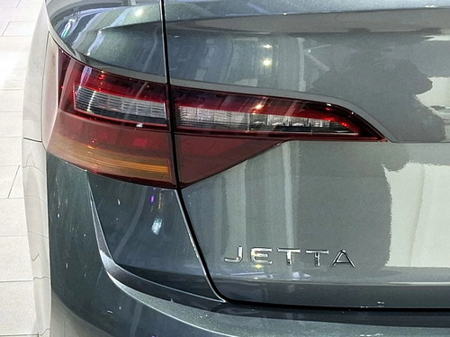 Volkswagen Jetta 2025