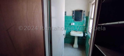 Casa En Venta En San Bernardino Caracas A Pie Del Avila Casas Para Remodelar Angela Tochon