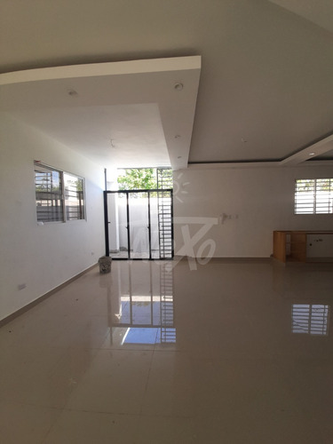 Imagen 8 de 18 de Casaen Venta A Estrenar En Residencial Cerrado, Santiago (hfc-212)
