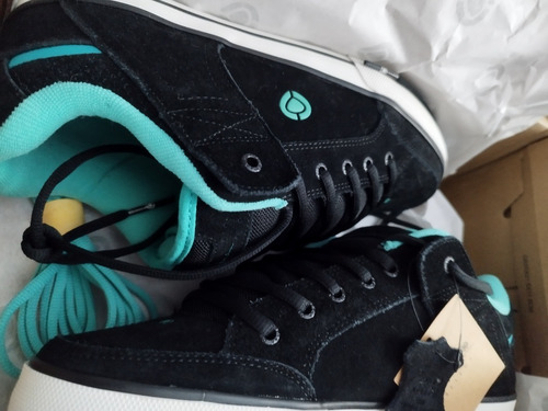 Imagen 2 de 4 de C1rca 205 Vulc Se Black Aqua