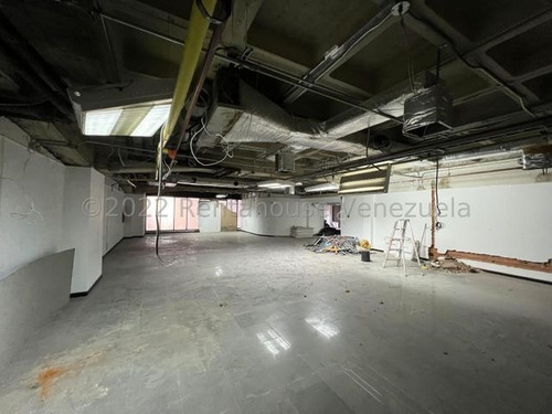 Imagen 5 de 9 de Local En Alquiler El Bosque 22-23518 Renta House Los Samanes