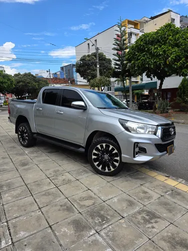 Toyota Hilux 2.4