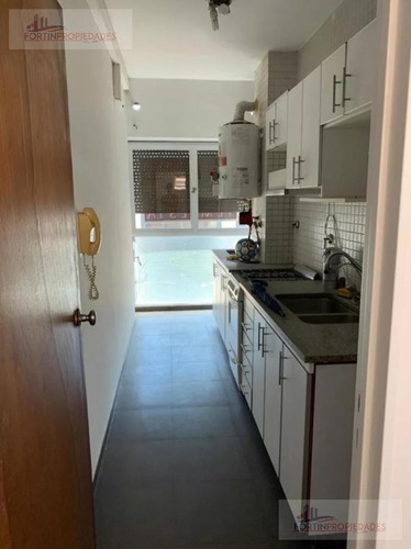 Imagen 2 de 6 de Departamento - La Plata