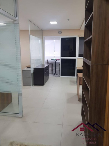Sala Comercial Na Avenida Ana Costa Em Santos - 4505