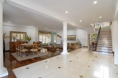 Casa En Venta 23-26421