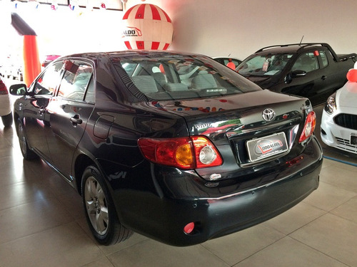 Toyota Corolla 1.8 16v Gli Flex Aut. 4p