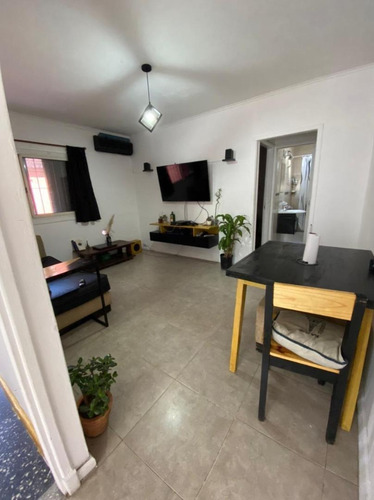 Imagen 1 de 14 de Castelar Norte Departamento Pb Con Patio, Jardín Y Parrilla