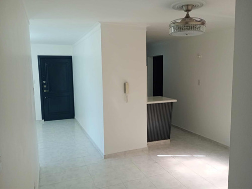 Rento Apartamento 3 Nivel En Cerro De Gurabo