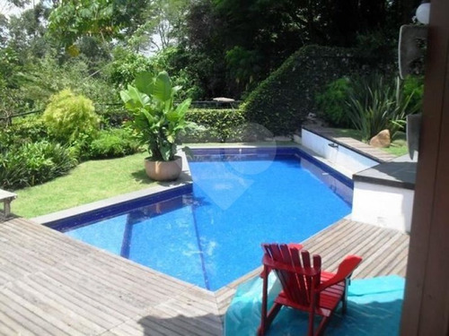 Linda Casa No Morumbi Com Ambientes Espaçosos E Belíssimo Jardim Com Piscina - 3-im16861
