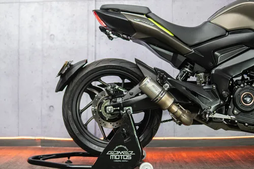 Bajaj Dominar 400 2022