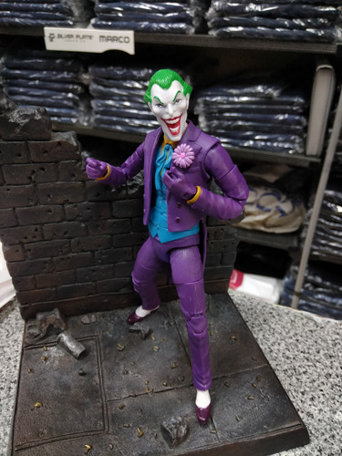 Dc Multiverse Joker, El Guasón Clásico!! (Usado)
