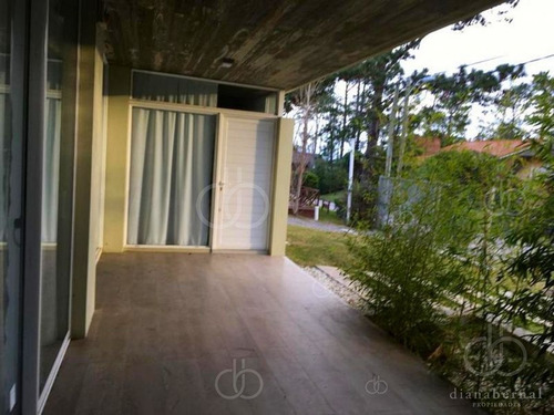 Imagen 16 de 16 de Casa De Dormitorios Y Piscina En Pinares, Punta Del Este- Ref: 54653
