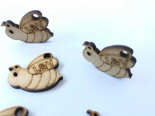 Imagen 12 de 12 de 120 Abejitas Personalizadas En Mdf Para Tus Recuerdos Bautiz