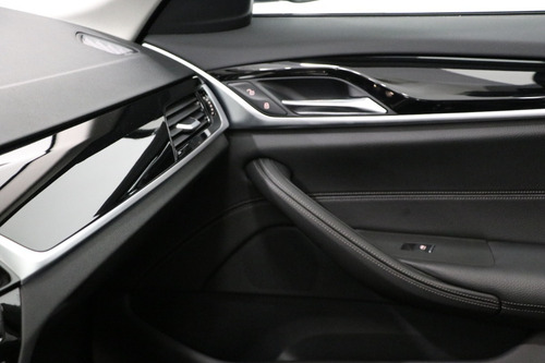 Imagen 13 de 19 de Bmw 530i