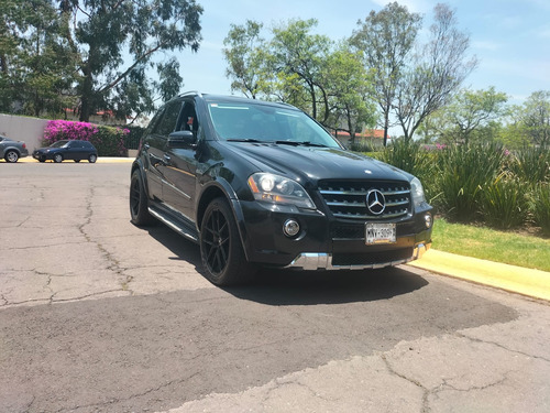 Mercedes Benz Ml63 Amg V8