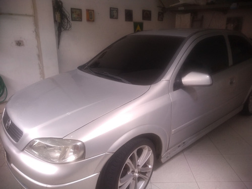 Imagem 3 de 6 de Chevrolet Astra
