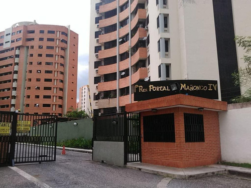 Se Vende Bello Apartamento Tipo Penthouse En Jardín Mañongo