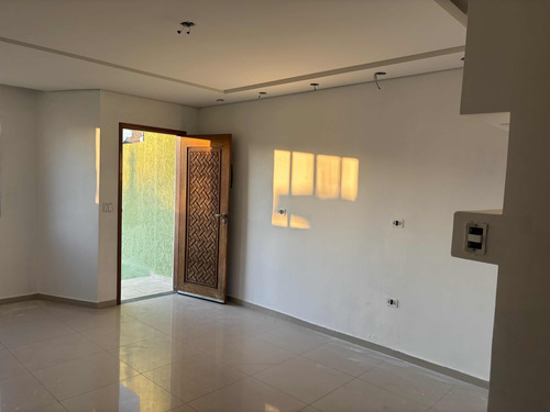Excelente Casa Com Duas Suítes