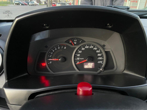 Imagen 11 de 14 de Ford Ka 2013 1.0 Fly Viral 63cv