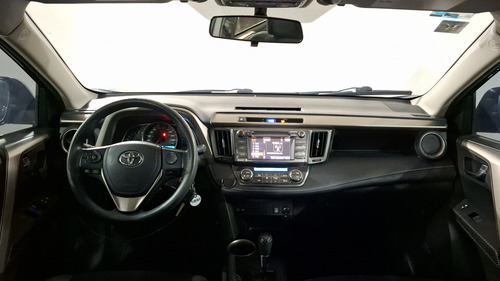 Toyota RAV4 2.5 XLE AWD AT