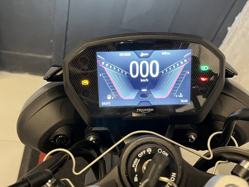 Triumph Street Triple 765 Rs 2025