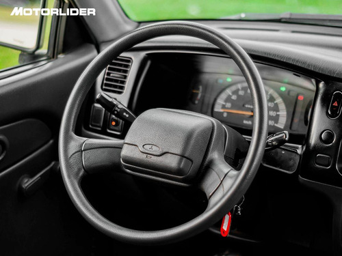Imagen 18 de 25 de Mitsubishi L200 New 2.5 Diesel 4x2 | Permuta / Financia