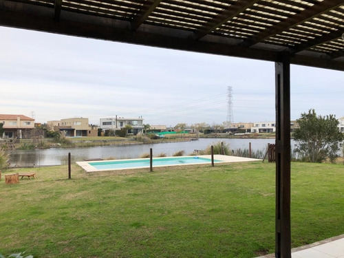Imagen 4 de 20 de Casa En Venta En San Benito, Villanueva, Tigre