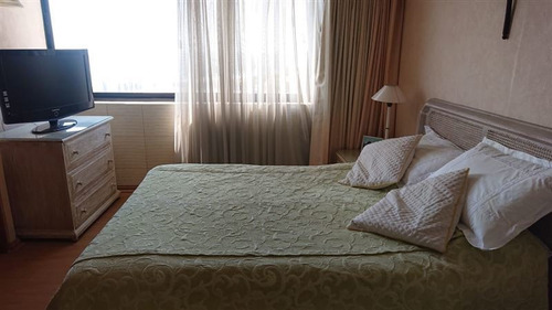 Departamento En Venta De 3 Dorm. En Viña Del Mar