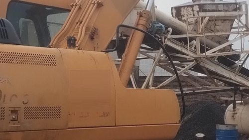 Excavadora Hyundai 210 Lc-3