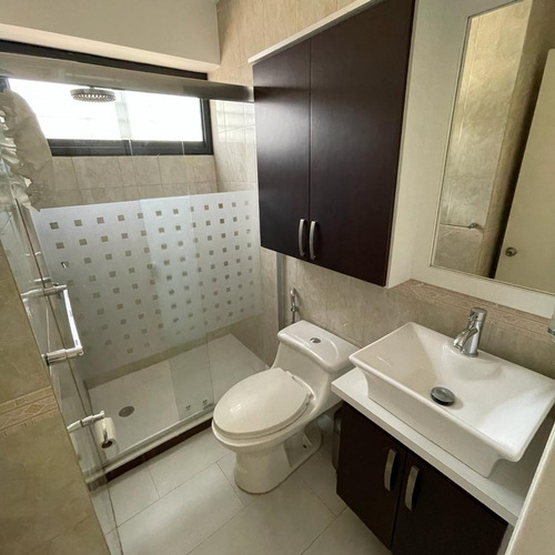 Imagen 14 de 16 de Apartamento En Venta Urb Loira El Paraiso
