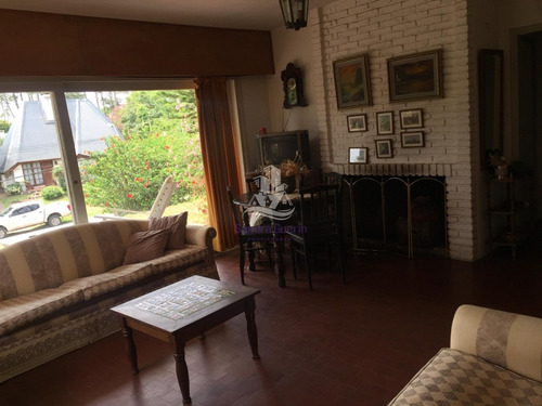 Venta De Casa En Pinares , Punta Del Este- Ref: 30486