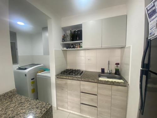 Imagen 21 de 22 de Hermoso Apartamento Con Parqueadero, Barrio Alameda