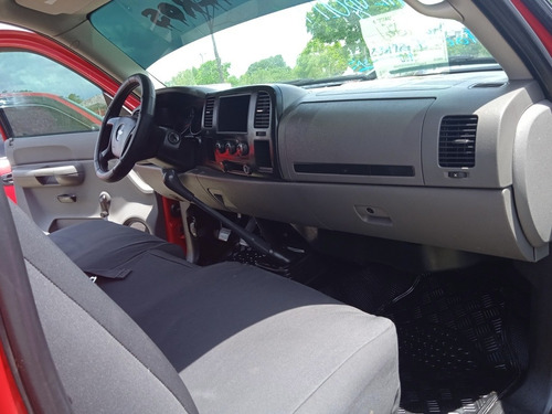 Imagen 5 de 8 de Chevrolet Silverado 3500