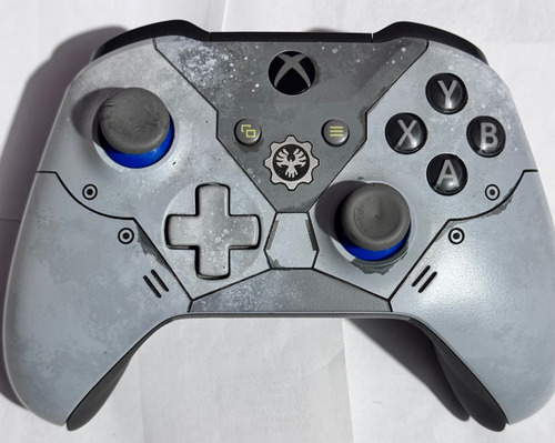 Xbox One X Gears 5 Limited Edition Blanco (Usado)