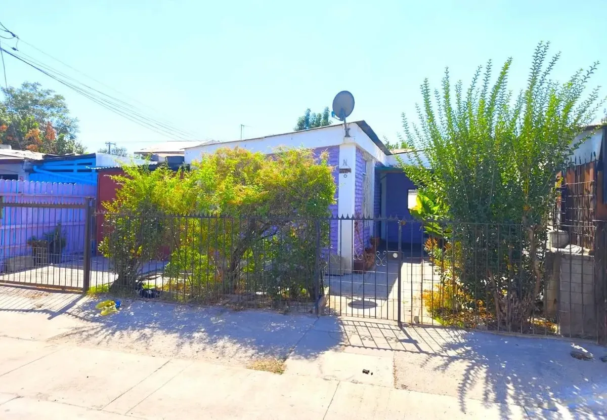 Imagen 3 de 18 de Acogedora Casa En Venta En Macul