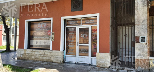 Imagen 2 de 5 de Venta De Local En Bernal Oeste (28709)