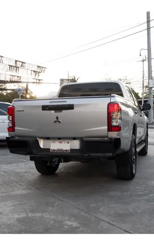 Mitsubishi L200 2.4 Cd Limited 4X4 At