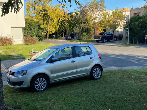 Volkswagen Fox 1.6 Highline 2012